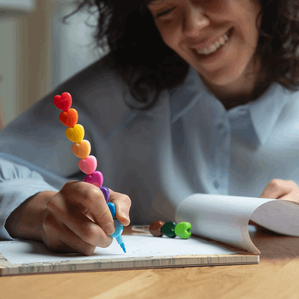 LEGAMI STC0001 12 STACKABLE CRAYONS - DREAM IN COLOUR - HEART   MULTICOLOR INK