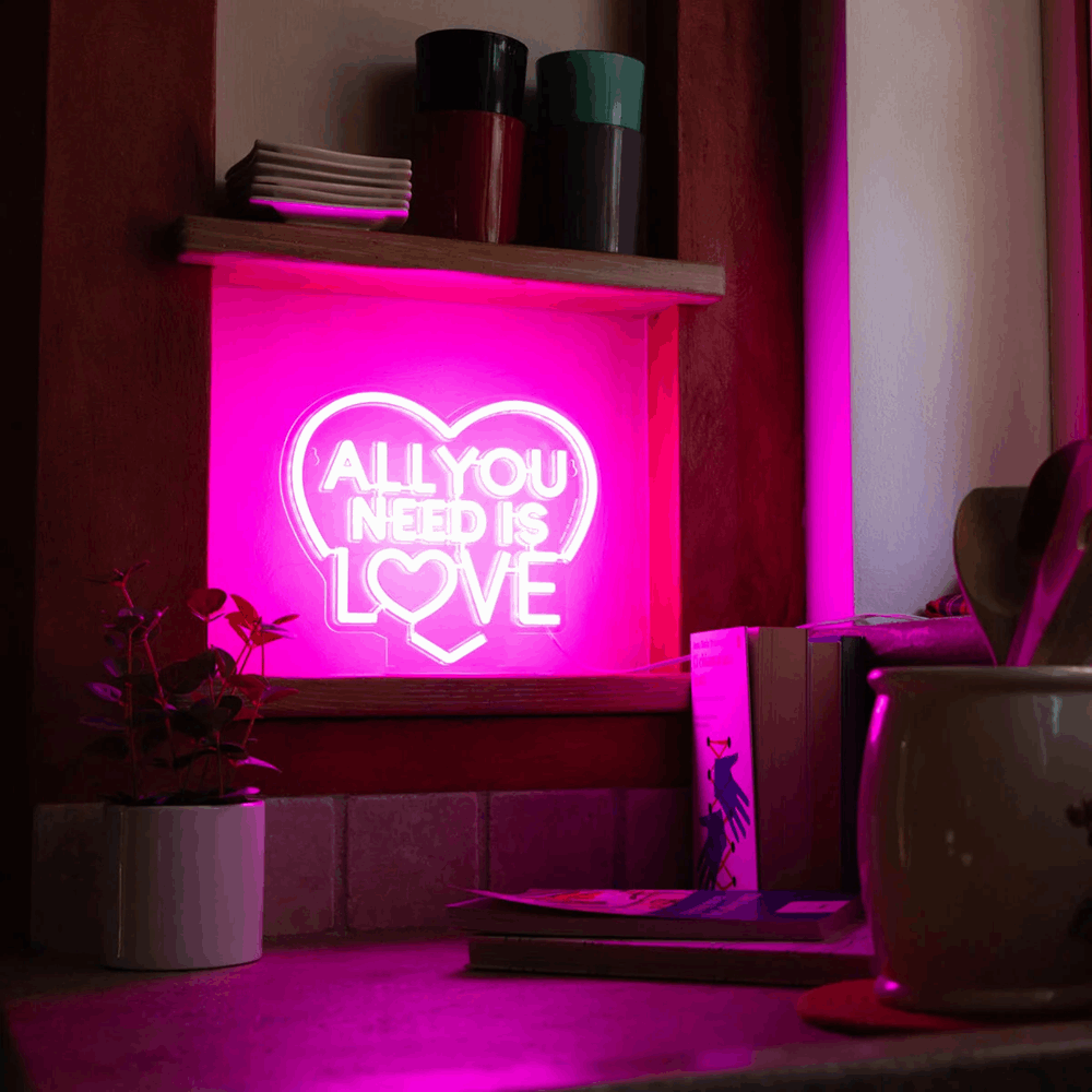 LEGAMI NEL0005 NEON-EFFECT LED SIGN - ITS A SIGN - ALL YOU NEED IS LOVE