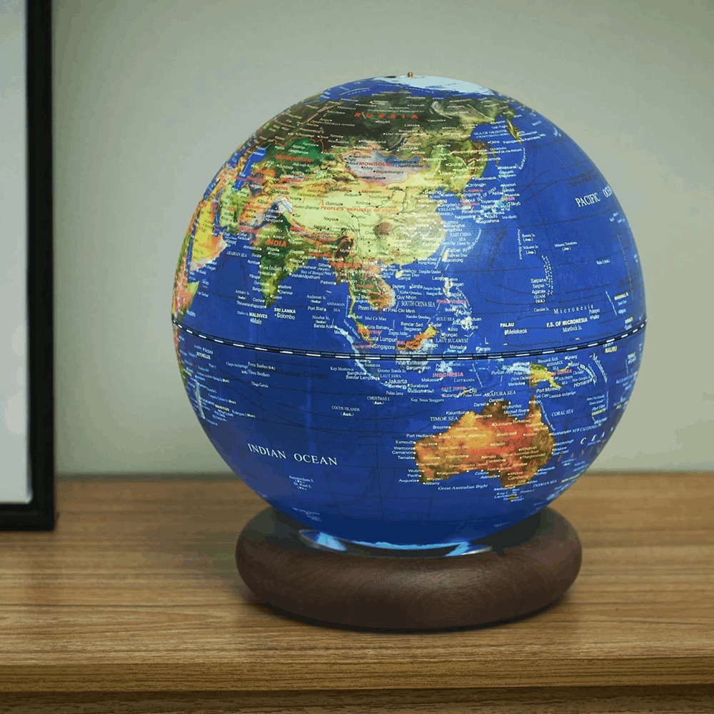 GINGKO ATLASGLOBE LAMP DEEP OCEANBLUE LARGE WALNUT BASE G038L-WT