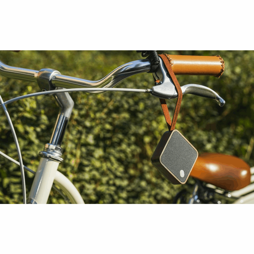 GINGKO Mi SQUARE BLUETOOTH SPEAKER NATURAL WALNUT G005WT