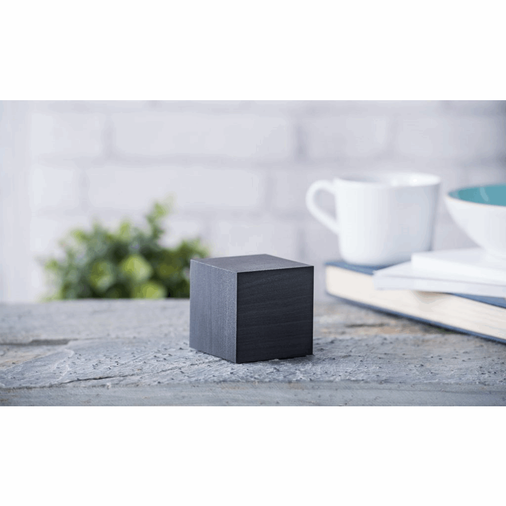 GINGKO WOODEN CUBE CLICK CLOCK BLACK/BLUE LED GK08B10