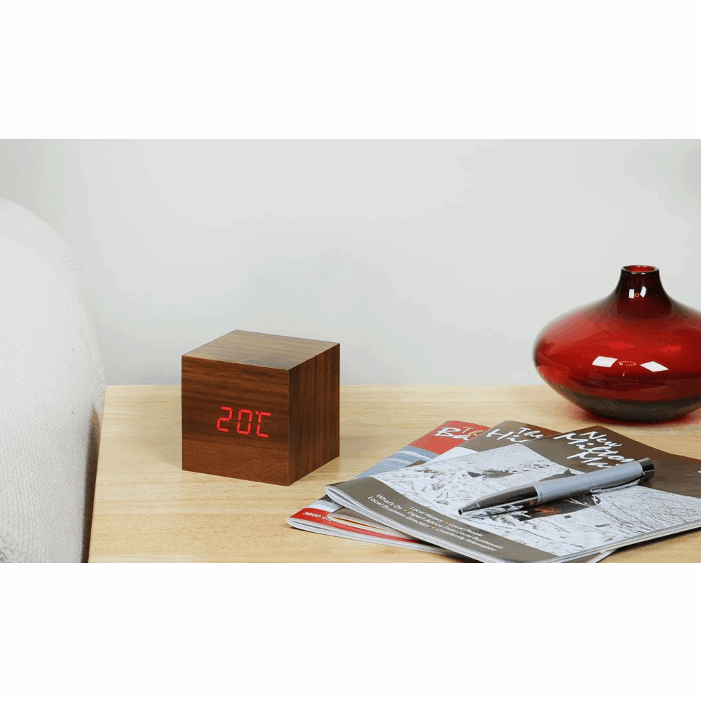 GINGKO WOODEN CUBE CLICK CLOCK WALNUT RED GK08G8