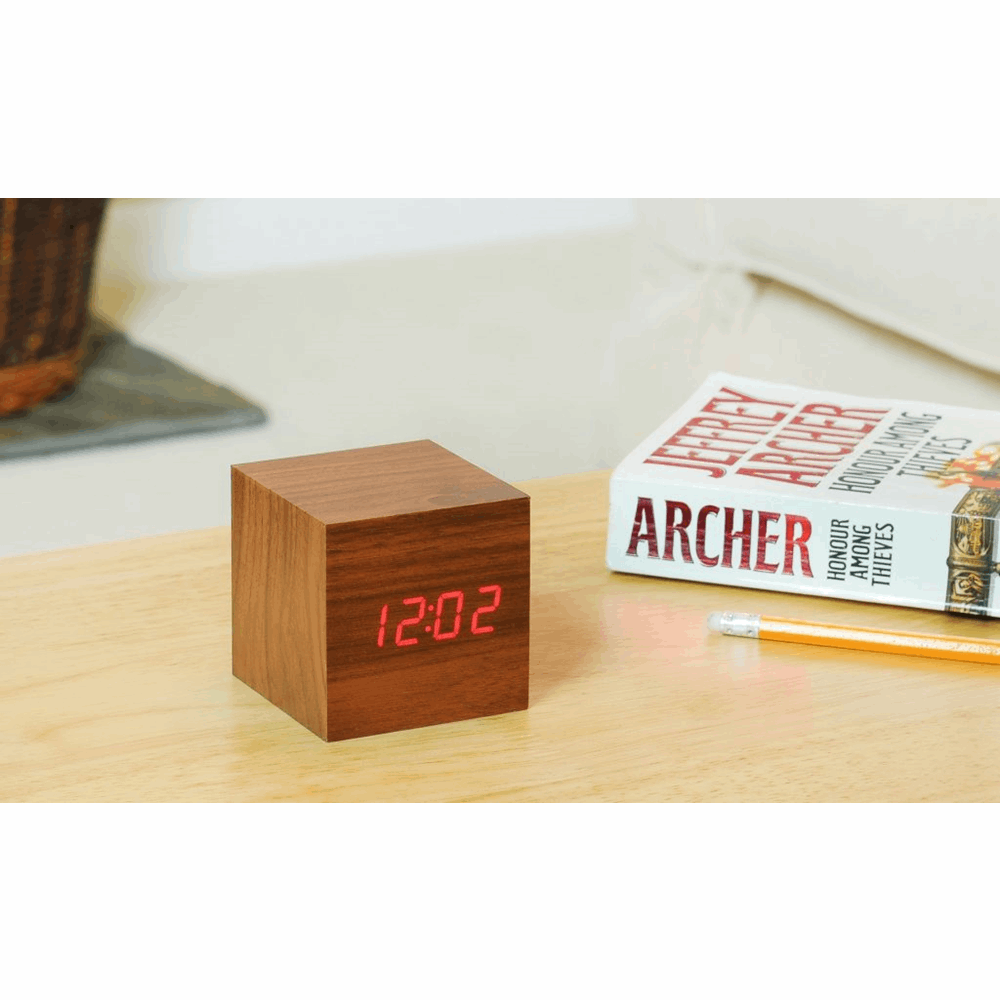 GINGKO WOODEN CUBE CLICK CLOCK WALNUT RED GK08G8