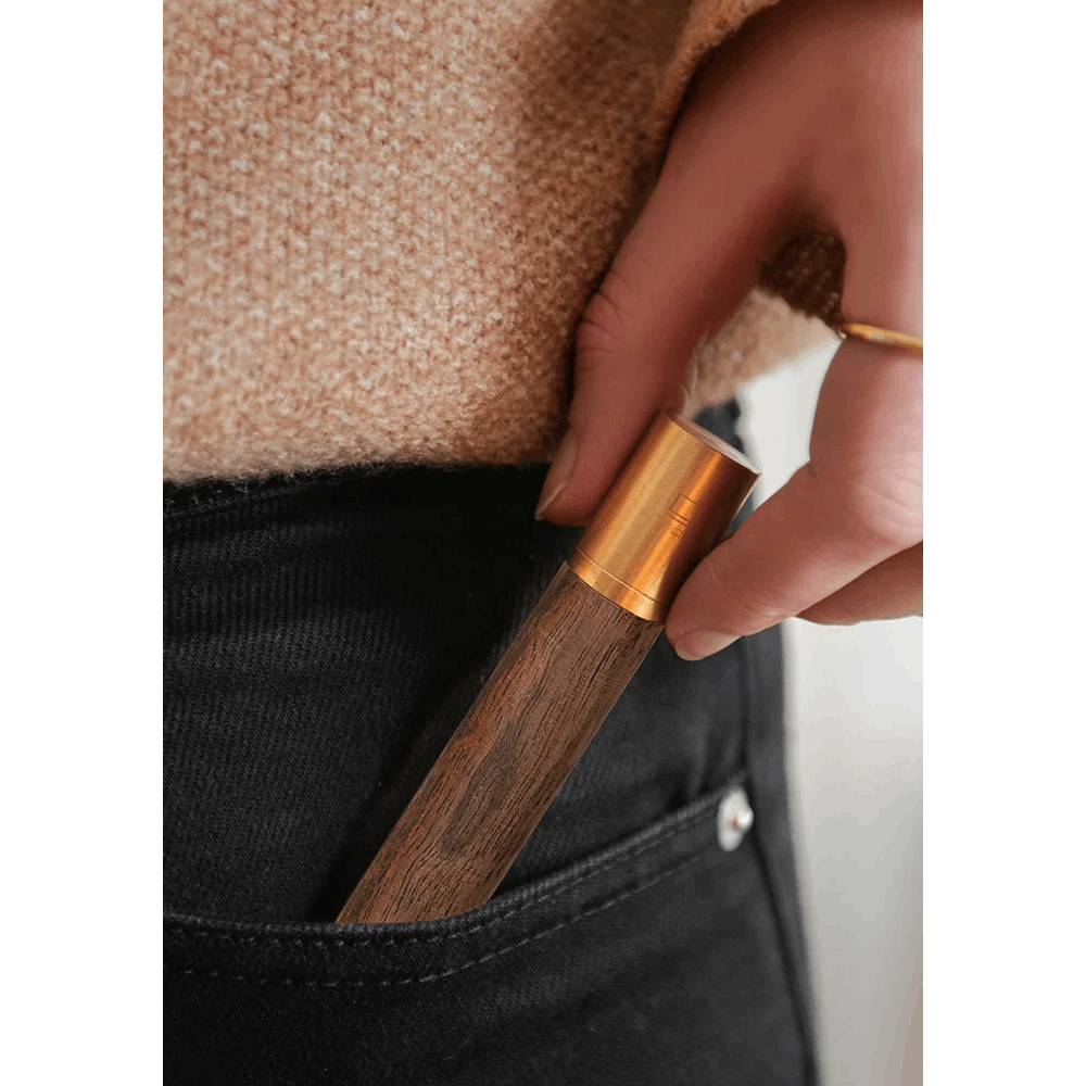 GINGKO FLAMELESS ELEMENT LIGHTER NATURAL WALNUT G015WT