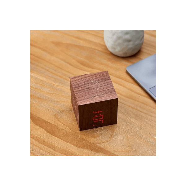 GINGKO CUBE PLUS CLOCK WALNUT G028WT