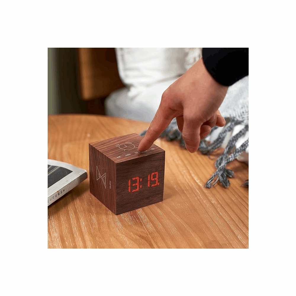 GINGKO CUBE PLUS CLOCK WALNUT G028WT