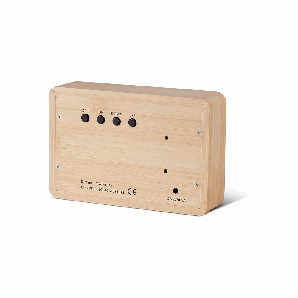 GINGKO BRICK CLICK CLOCK BEECH/WHITE LED GK15W11