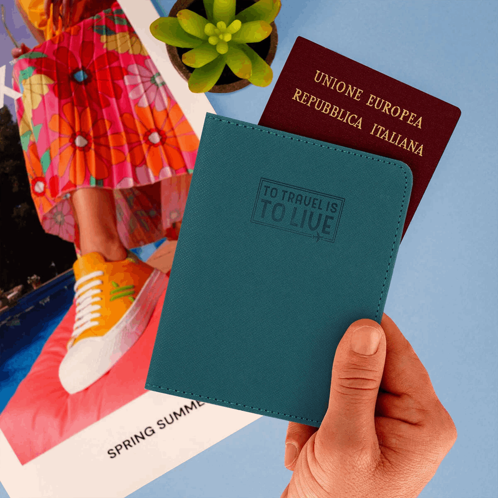 LEGAMI PH0032 PASSPORT HOLDER - PETROL