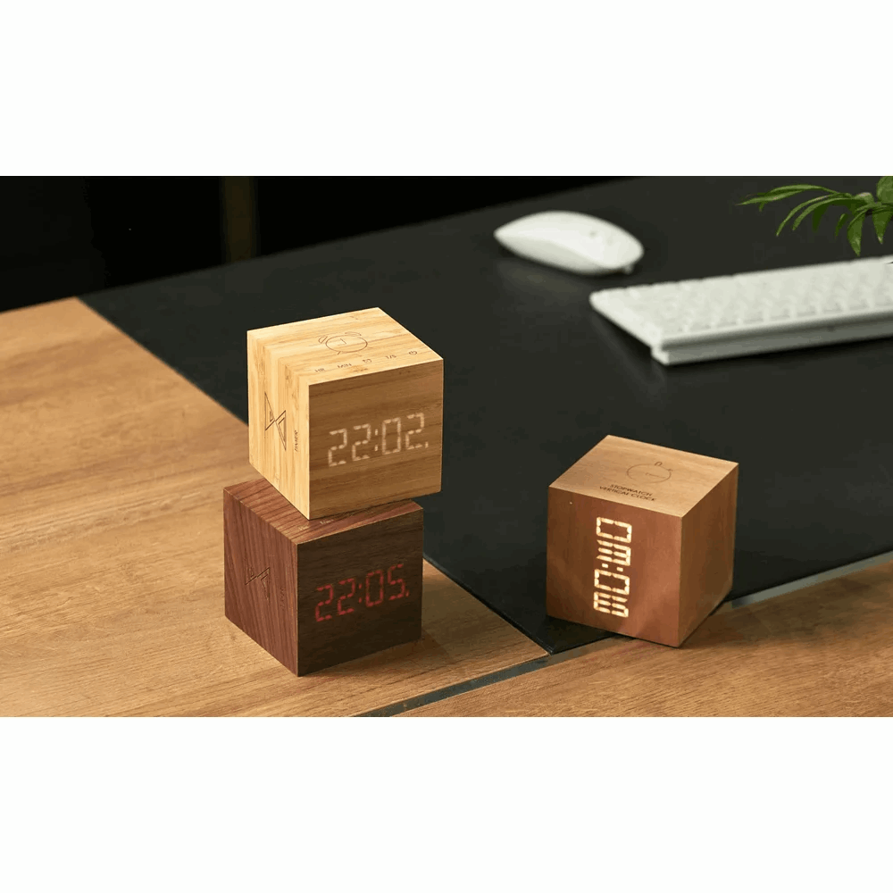 GINGKO WOODEN CUBE PLUS CLOCK CHERRY G028BO