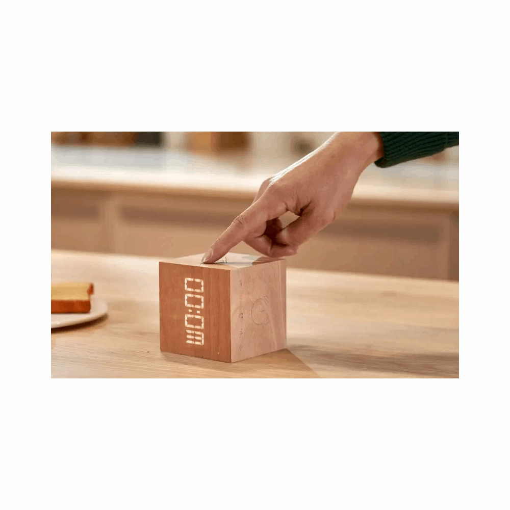 GINGKO WOODEN CUBE PLUS CLOCK BAMBOO G028CH
