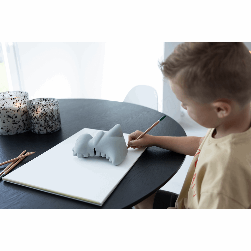 ATELIER PIERRE Jeroom Dino SAGE GREEN MONEY BOX LARGE | H 16,5 x 14,9 x 10,8 cm ATP-JD-318