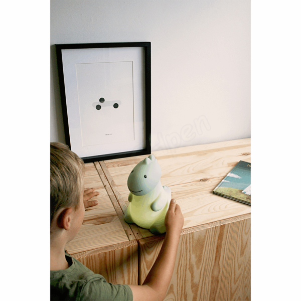 ATELIER PIERRE Jeroom Dino SAGE GREEN LIGHT LED, USB recharge | H 20 x 18 x 13 cm ATP-JD-330
