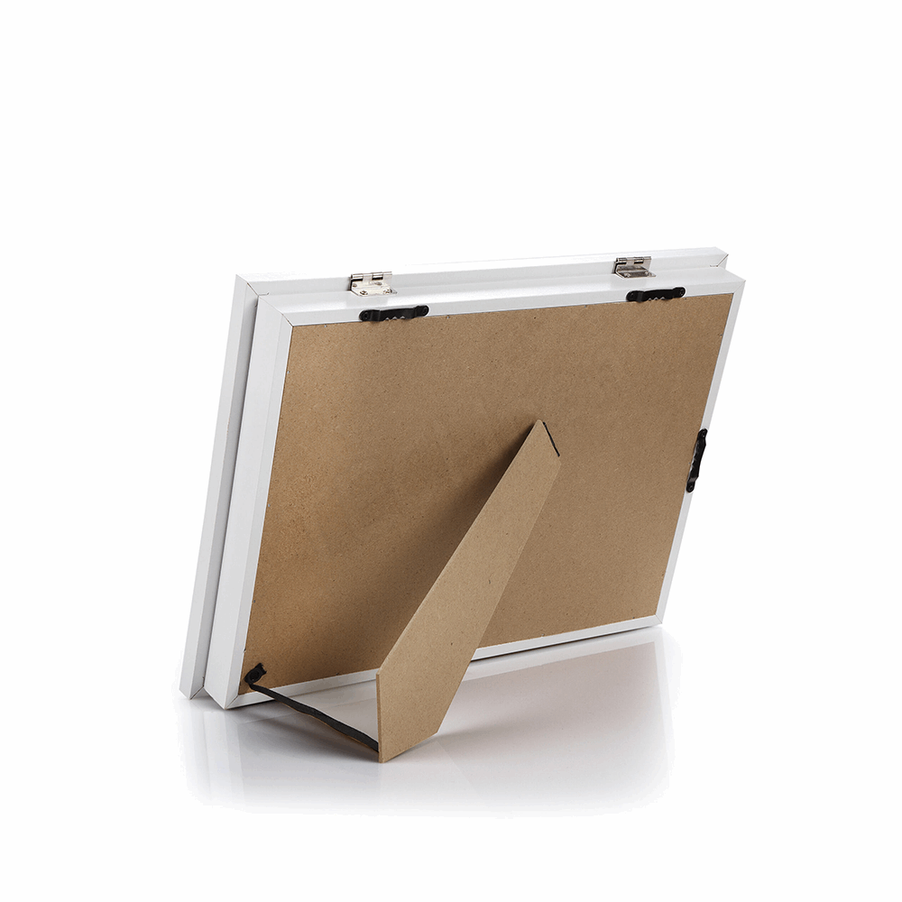 BELLTRADE Children’s art frame with storage 