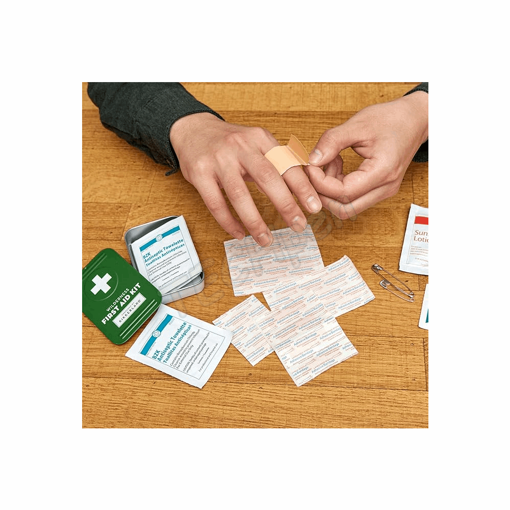KIKKERLAND WILDERNESS FIRST AID KIT