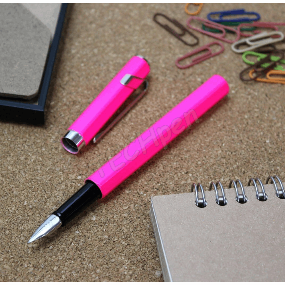CARANDACHE F.P.  MEDIUM 849 PLUME CLASSIC 840.090 ΡΟΖ FLUO 233.336406