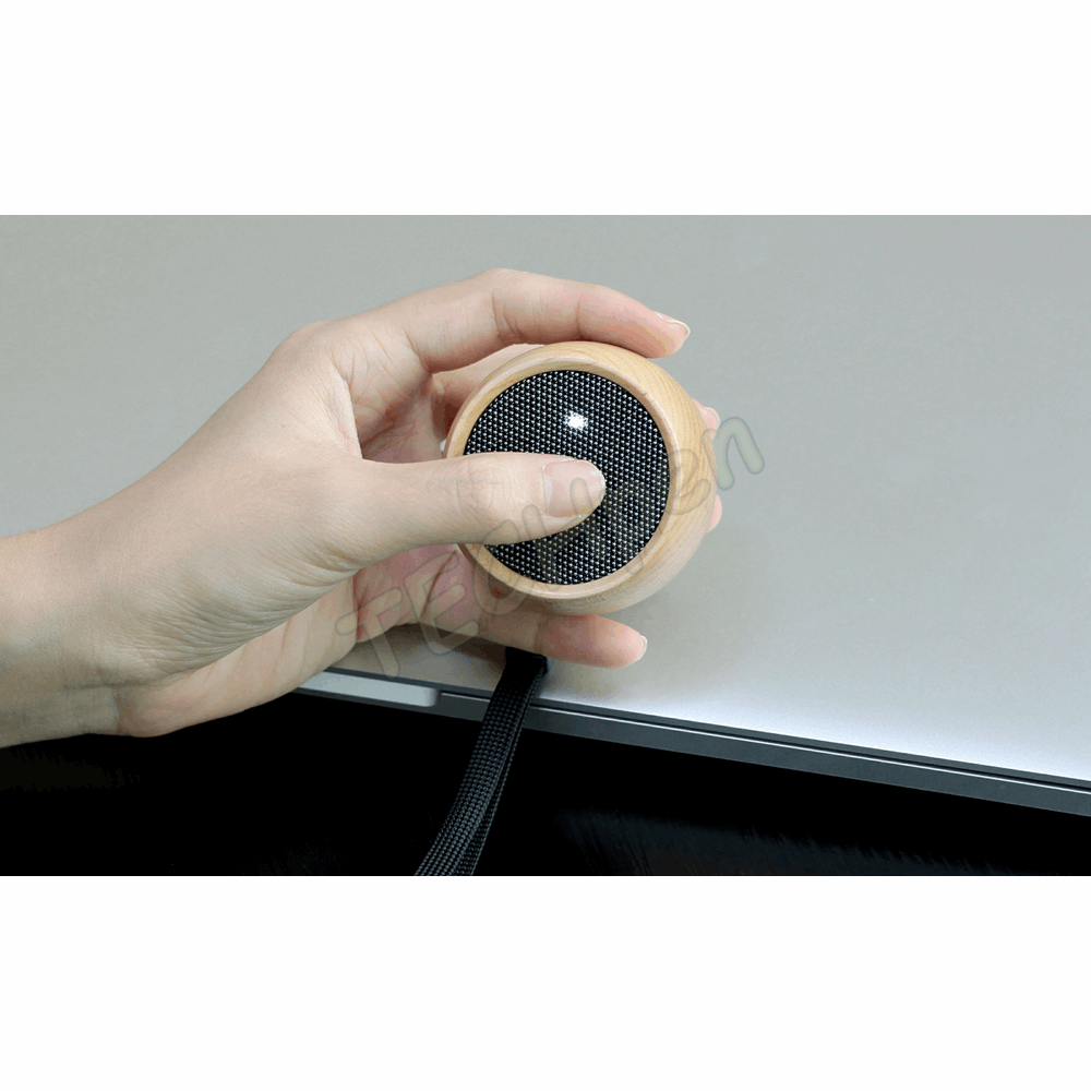 GINGKO G004ME The Tumbler Selfie Speaker natural maple wood