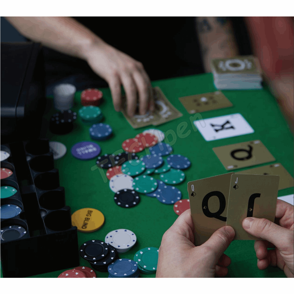 GENTLEMENS POKER IN A TIN GEN581